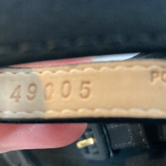 St. John Belted Black Pencil Skirt Sz 8 Office Old Money Capsule Quiet Luxury - Picture 9 of 11